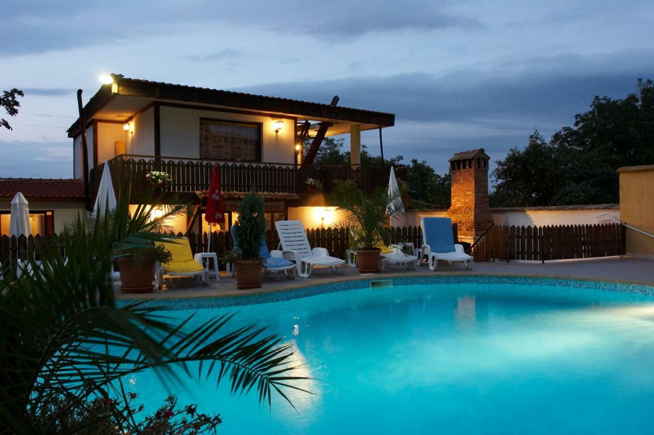 Family Hotel Gery Kranevo Exterior foto